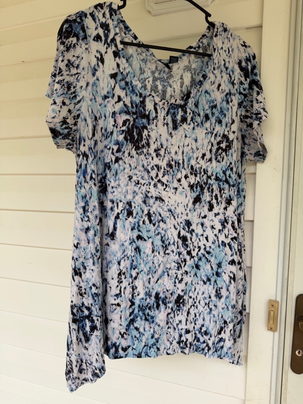 Cynthia Rowley Scoop Neck Tunic in White, Blue & Black Abstract Print